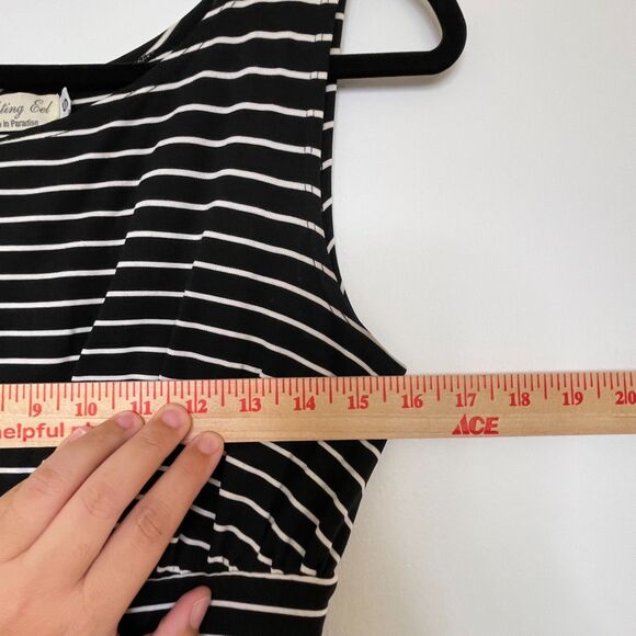 Fighting Eel White and Black Striped Dress with Pockets Size SMALL - Picture 6 of 8